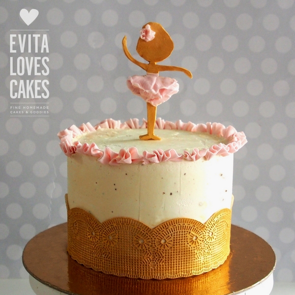 Ballerina_2d_Birthday_Cake_EvitaLovesCakes