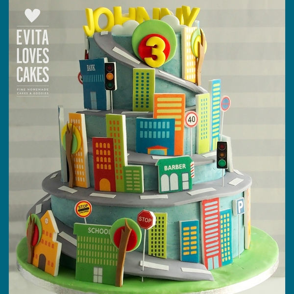 City_Birthday_Cake_EvitaLovesCakes