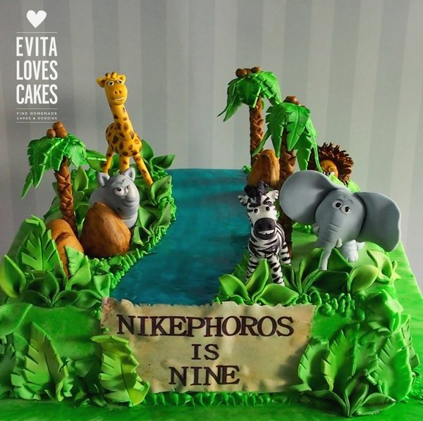 Zoo_Birthday_Cake_EvitaLovesCakes
